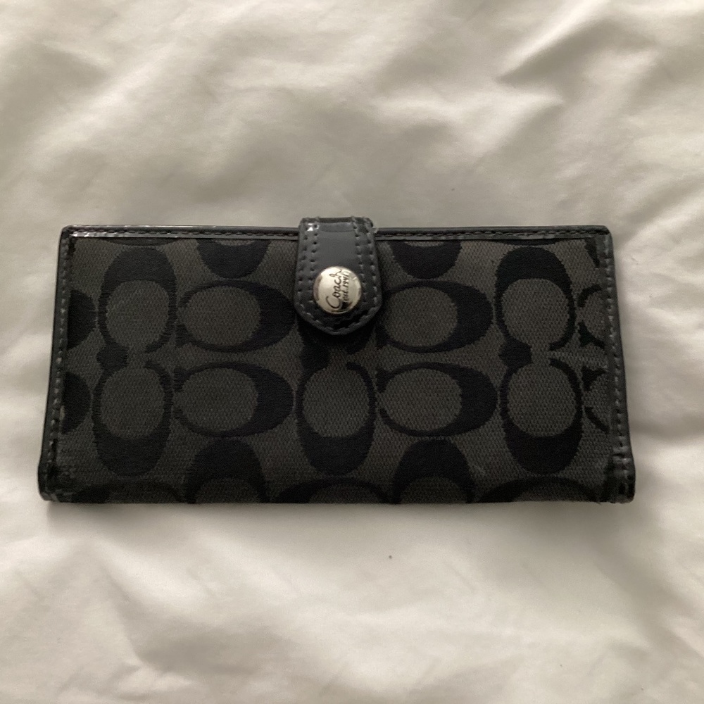 Coach wallet